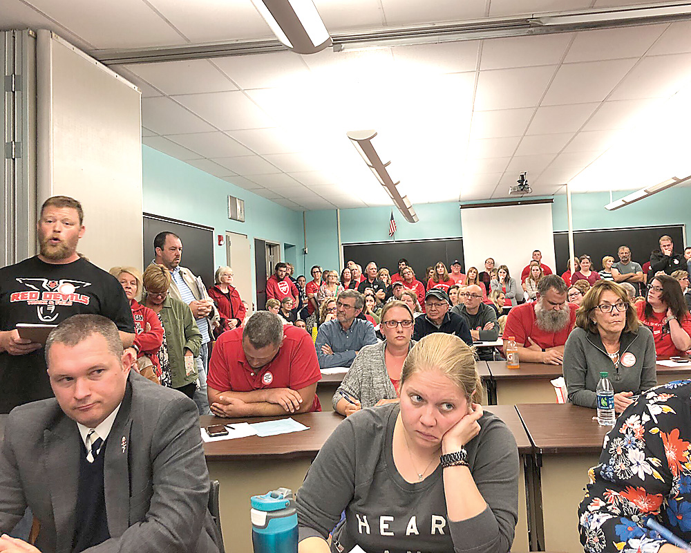 Community backs its teachers News, Sports, Jobs Altoona Mirror